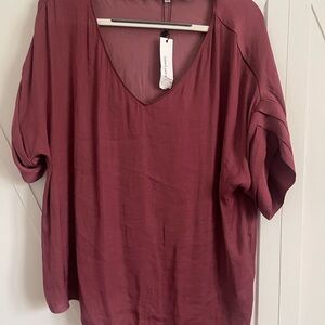 [BUNDLE] Elegant Burgundy AND Black V-Neck Top